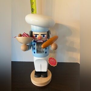 STEINBACK NUTCRACKER “CHUBBY BREADBAKER” NEW